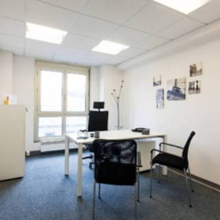 Bureau privé 10 m² 1 poste Coworking Rue Crucy Nantes 44000 - photo 3